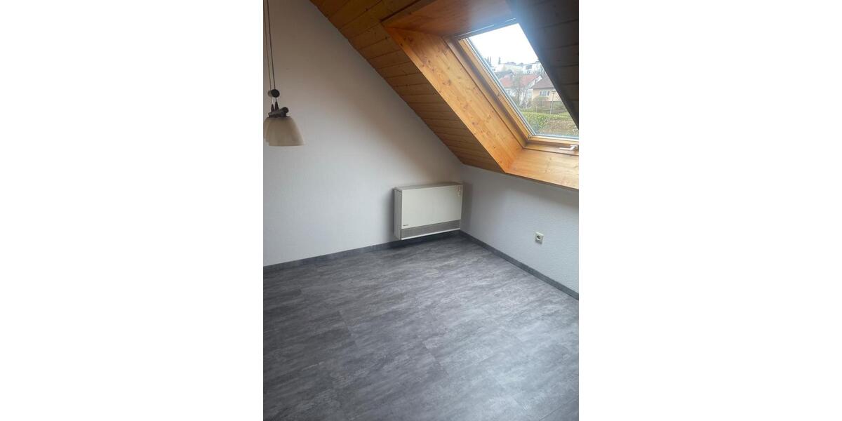 Maisonettenwohnung Bad Urach - 4 Zimmer, 85 m&sup2;, 1.150&euro; | Angebot:26462126