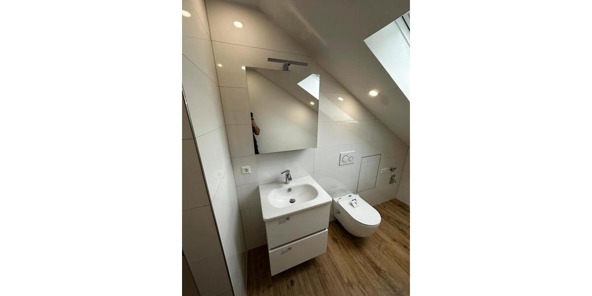 Etagenwohnung Nürtingen - 3 Zimmer, 87 m&sup2;, 1.300&euro; | Angebot:25932438