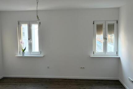 Wohnung Stuttgart Zuffenhausen - 3 Zimmer, 73 m&sup2;, 1.300&euro; | Angebot:25965673