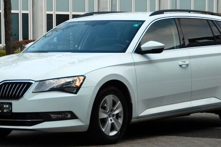 Skoda Superb 132.000 km 13.990 &euro; Stuttgart 70567