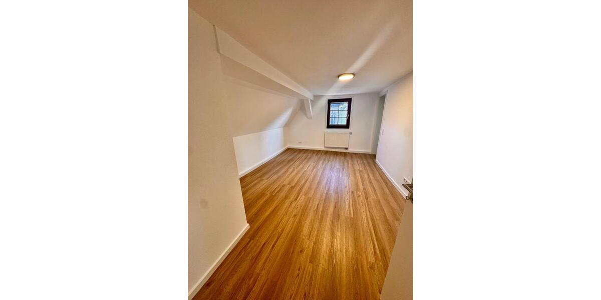 Etagenwohnung Stuttgart Vaihingen - 2 Zimmer, 20 m&sup2;, 800&euro; | Angebot:25922250