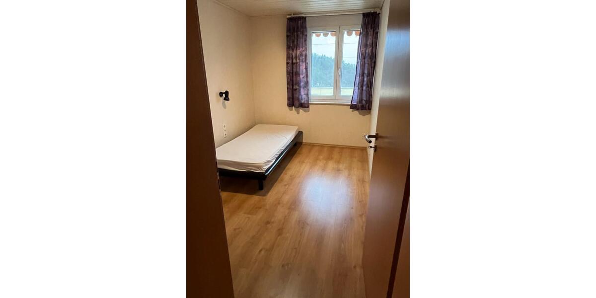 Terrassenwohnung Horb am Neckar - 5 Zimmer, 130 m&sup2;, 329.000&euro; | Angebot:25647659