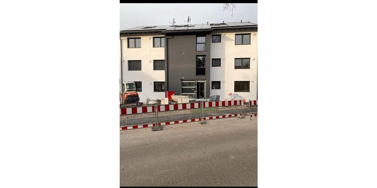 Erdgeschoßwohnung Sindelfingen - 3 Zimmer, 80 m&sup2;, 1.500&euro; | Angebot:25291333