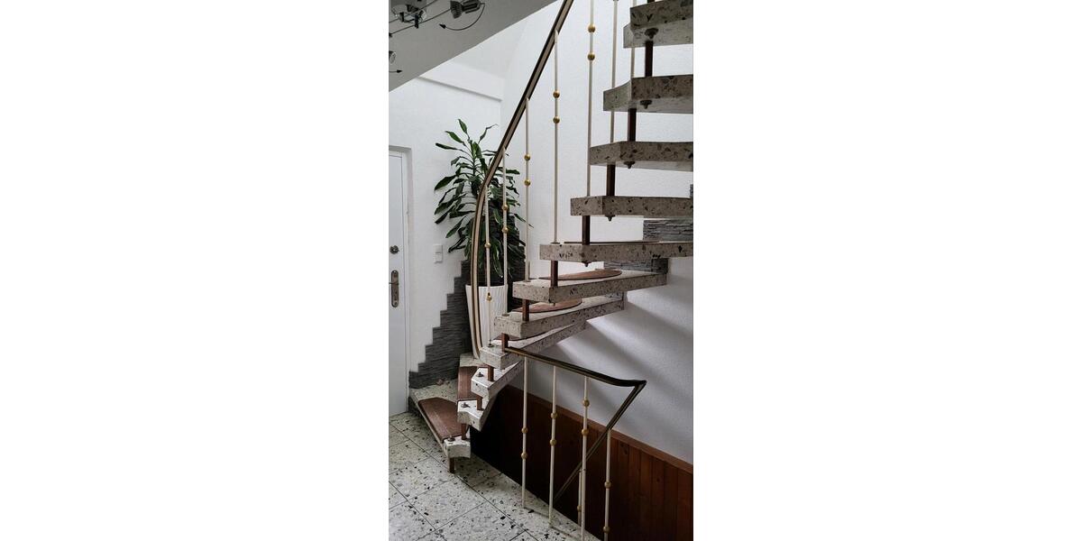 Einfamilienhaus Hechingen - 7 Zimmer, 107 m&sup2;, 470.000&euro; | Angebot:25419861