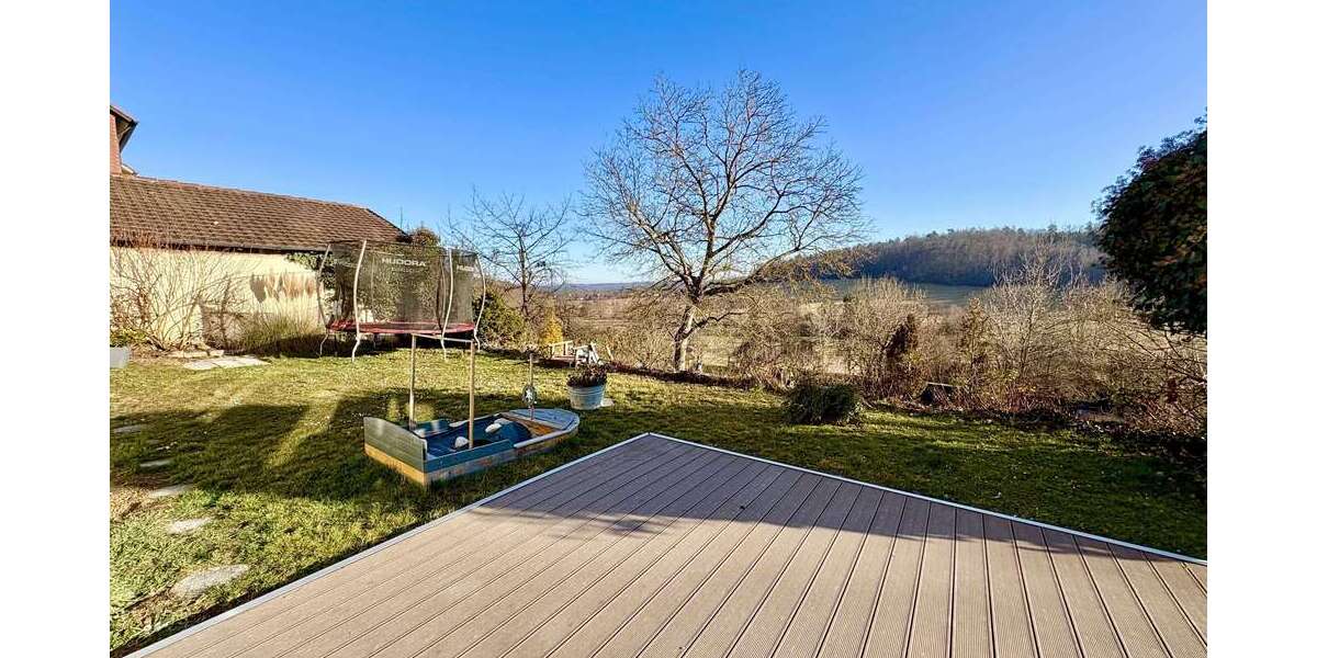 Etagenwohnung Weil im Schönbuch - 4.5 Zimmer, 111 m&sup2;, 395.000&euro; | Angebot:25193824