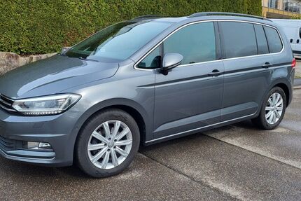VW Touran 184.000 km 14.500 &euro; Ebhausen 72224