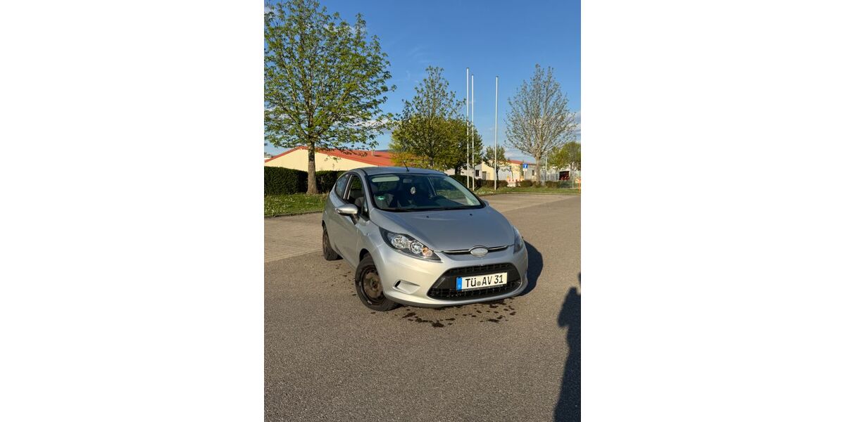 Ford Fiesta 303.000 km 1.200 &euro; Rottenburg am Neckar 72108