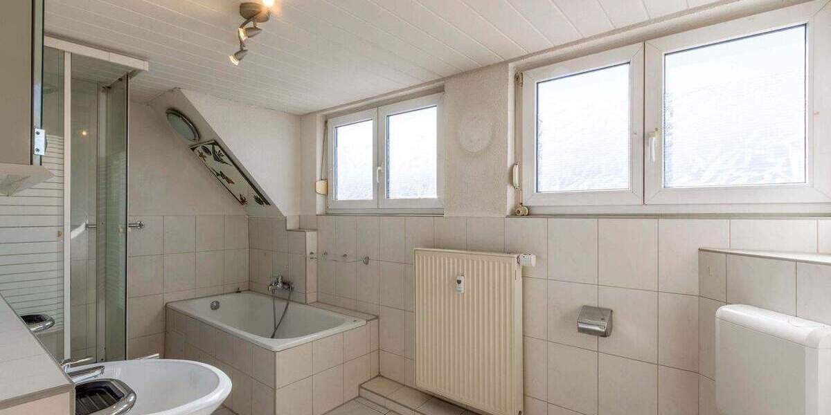 Mehrfamilienhaus, Wohnhaus Frickenhausen - 1 Zimmer, 376 m&sup2;, 867.000&euro; | Angebot:25845943