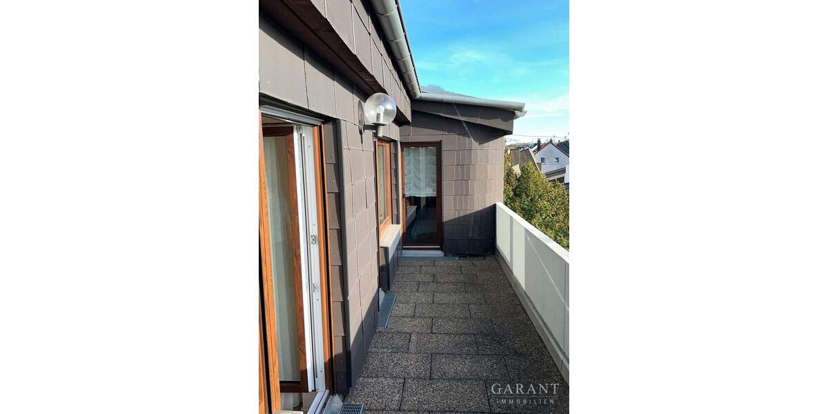 Einfamilienhaus Ostfildern Scharnhausen - 8 Zimmer, 294 m&sup2;, 898.000&euro; | Angebot:25707671