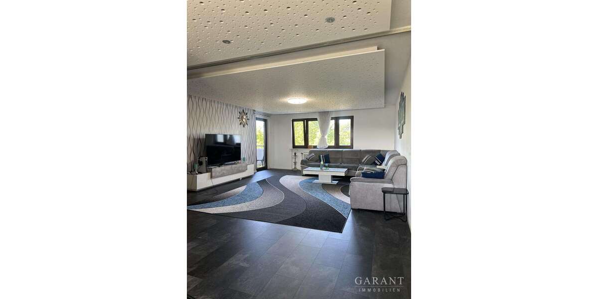 Etagenwohnung Rottenburg am Neckar - 4 Zimmer, 112 m&sup2;, 360.000&euro; | Angebot:27536133