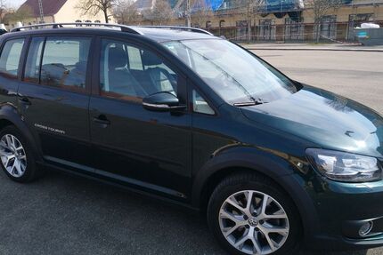 VW Touran 121.000 km 12.750 &euro; Stuttgart 70376