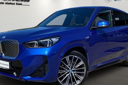 BMW iX1 13.000 km 54.900 &euro; Nürtingen 72622