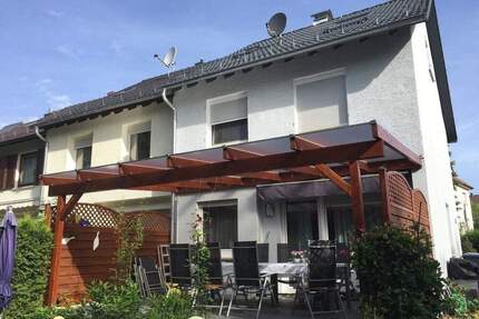 Haus Neuhausen - 5 Zimmer, 125 m&sup2;, 560.000&euro; | Angebot:25663319