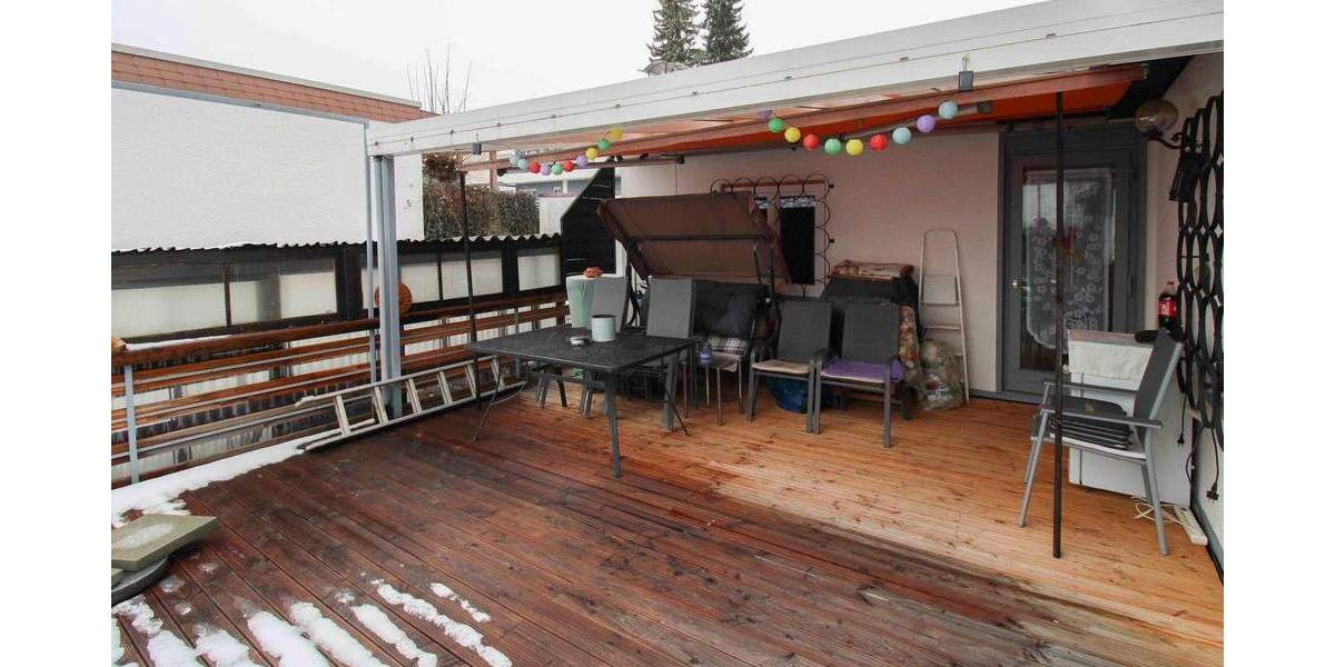 Einfamilienhaus Bad Urach Sirchingen - 4 Zimmer, 104 m&sup2;, 295.000&euro; | Angebot:25777234