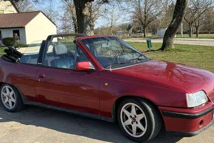 Opel Kadett 245.000 km 2.000 &euro; Waldenbuch, Stadt 71111