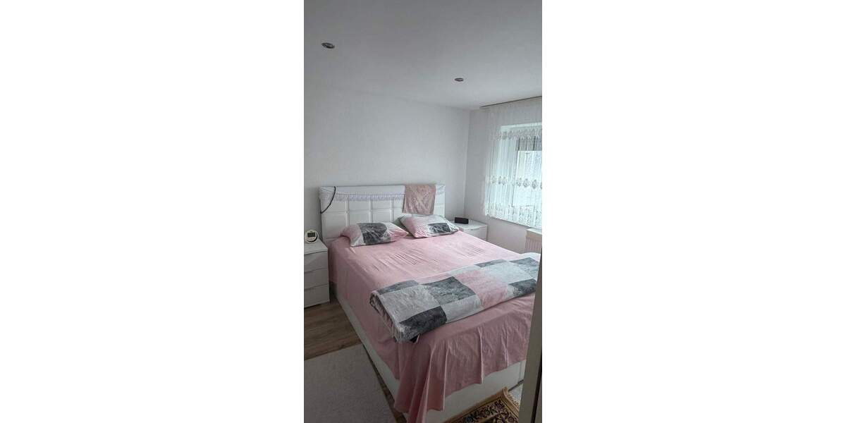 Mehrfamilienhaus, Wohnhaus Althengstett - 8 Zimmer, 180 m&sup2;, 595.999&euro; | Angebot:25737016