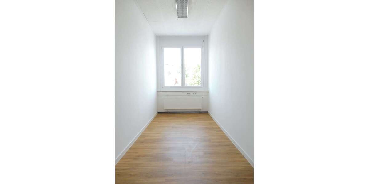 Etagenwohnung Reutlingen - 1 Zimmer, 12 m&sup2;, 210&euro; | Angebot:22169752
