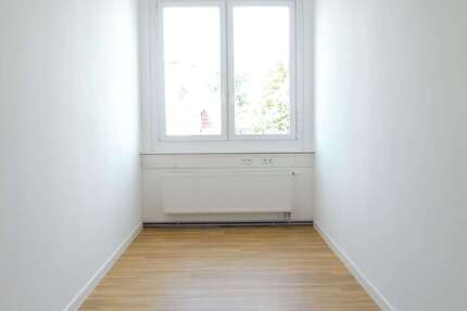 Wohnung Reutlingen - 1 Zimmer, 12 m&sup2;, 210&euro; | Angebot:22169752