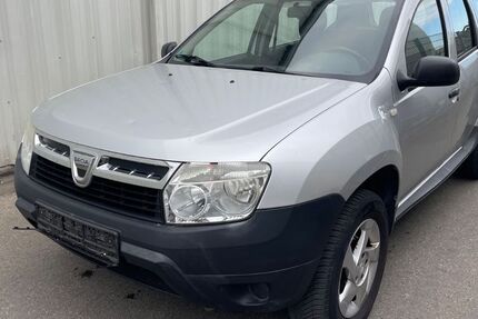 Dacia Duster 195.000 km 3.990 &euro; Böblingen 71034