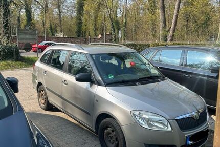 Skoda Fabia 181.000 km 1.400 &euro; Reutlingen 72762