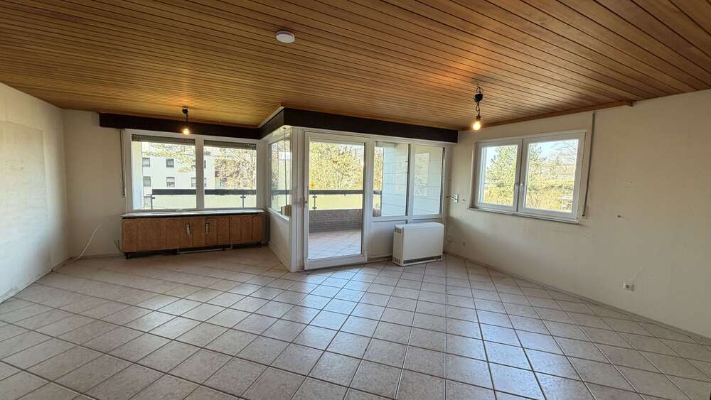 Etagenwohnung Sindelfingen Eichholz - 5 Zimmer, 126 m&sup2;, 359.500&euro; | Angebot:25715435