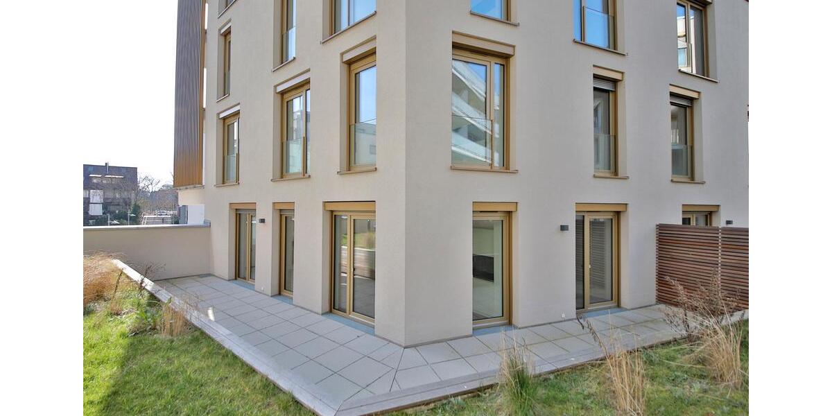 Etagenwohnung Böblingen - 4 Zimmer, 121 m&sup2;, 2.259&euro; | Angebot:25783097