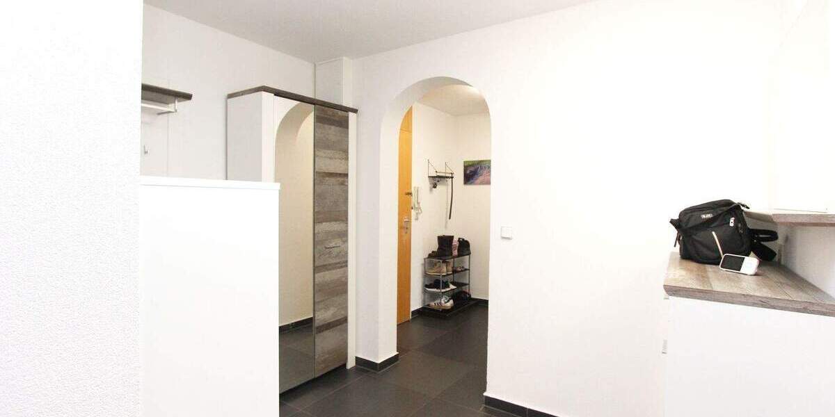 Etagenwohnung Sindelfingen Nord - 3 Zimmer, 88 m&sup2;, 267.000&euro; | Angebot:25685647