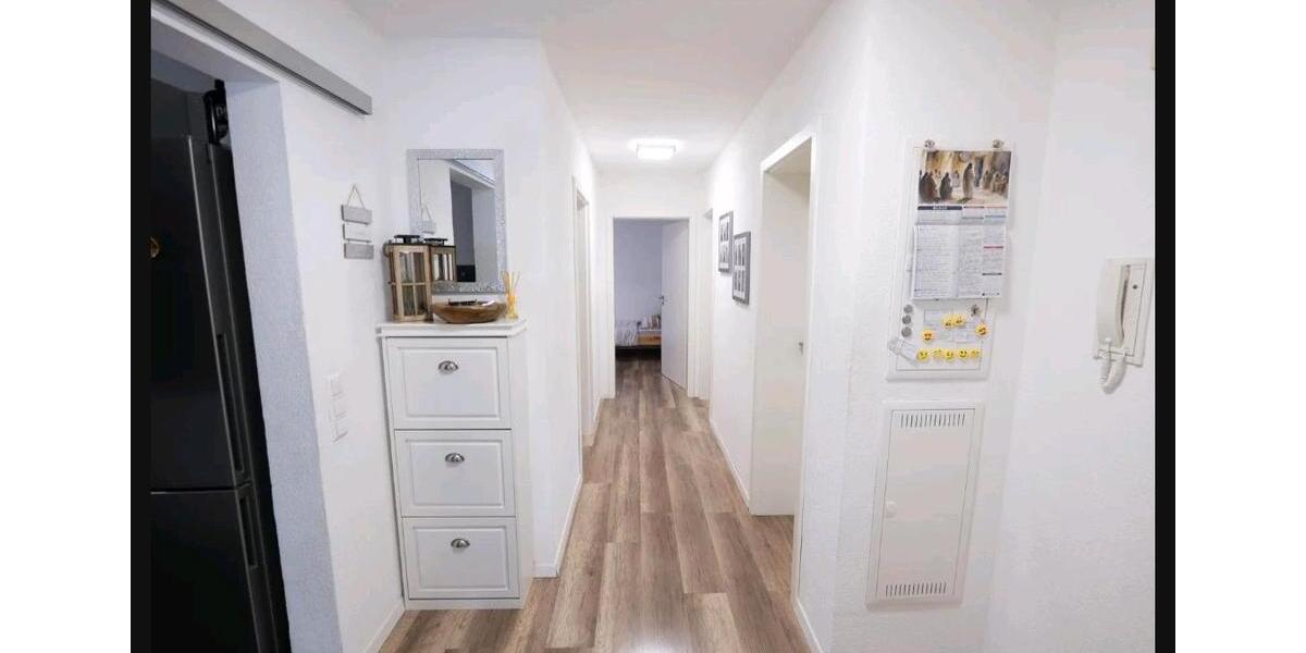 Etagenwohnung Reutlingen Orschel-Hagen - 3 Zimmer, 82 m&sup2;, 299.000&euro; | Angebot:25719459