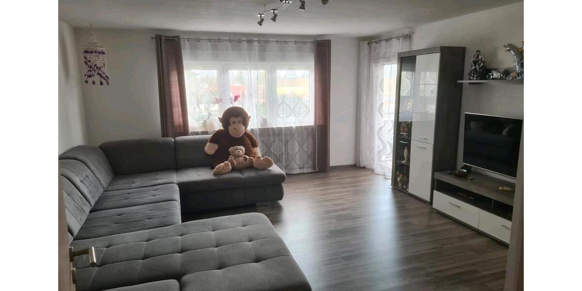 Etagenwohnung Rottenburg am Neckar - 3 Zimmer, 90 m&sup2;, 290.000&euro; | Angebot:26916820