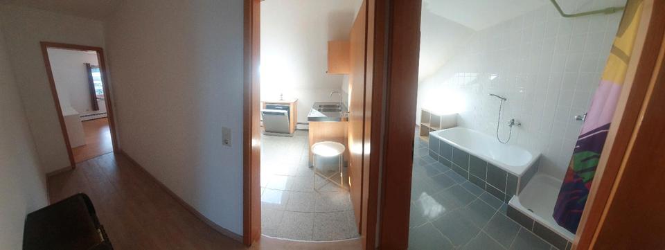 Dachgeschoßwohnung Grosselfingen - 3 Zimmer, 100 m&sup2;, 750&euro; | Angebot:25237158