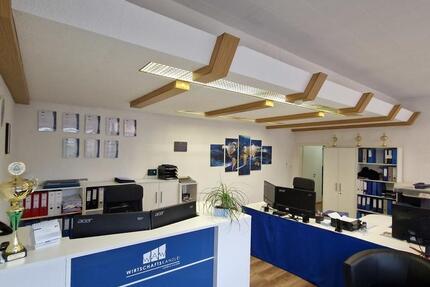 Gewerbeobjekt Bondorf - 1.200&euro; | Angebot:18122193