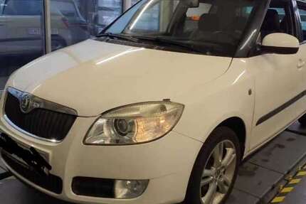 Skoda Fabia 146.441 km 2.890 &euro; Holzgerlingen 71088