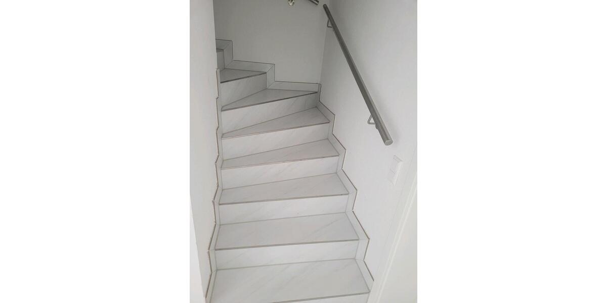 Etagenwohnung Kirchentellinsfurt - 1 Zimmer, 170 m&sup2;, 700&euro; | Angebot:25415723