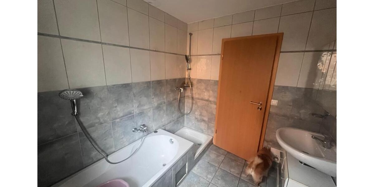 Einfamilienhaus Nagold - 7 Zimmer, 190 m&sup2;, 630.000&euro; | Angebot:25926663