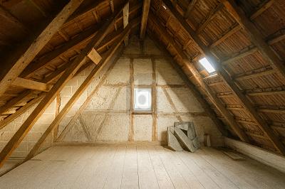 ENTWICKLUNGSOBJEKT MIT BAUPOTENZIAL - Einfamilienhaus Bisingen | Angebot:27354817