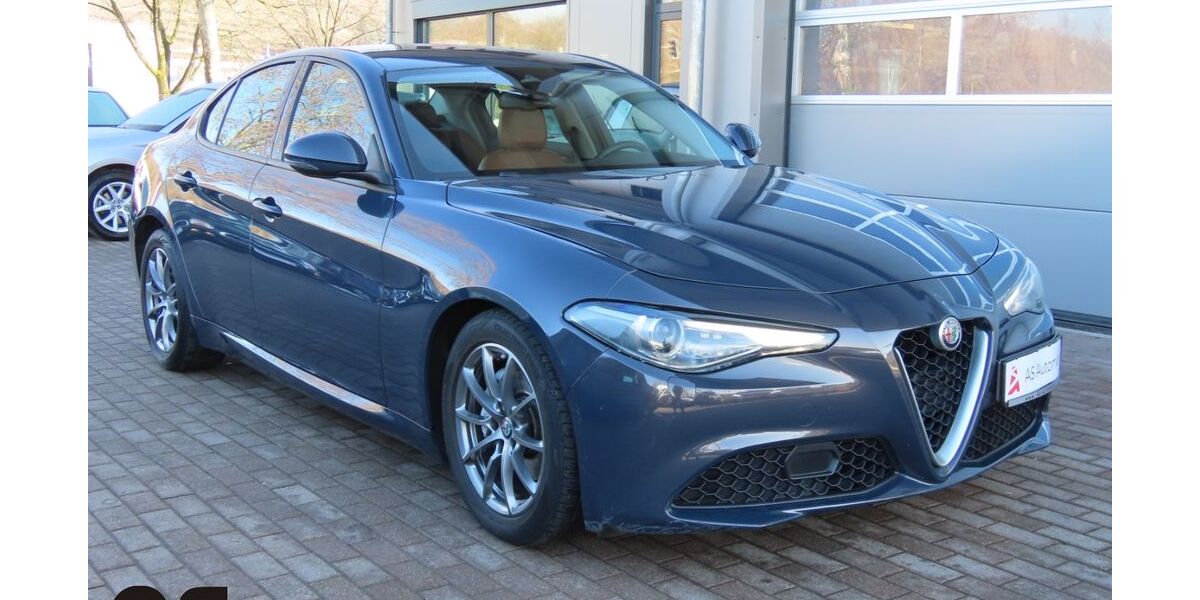 Alfa Romeo Giulia 139.000 km 14.990 &euro; Stuttgart 70329
