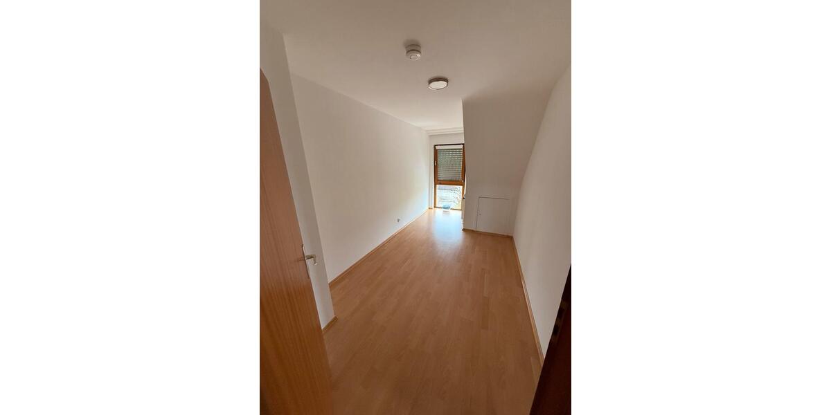 Dachgeschoßwohnung Horb am Neckar - 3.5 Zimmer, 72 m&sup2;, 850&euro; | Angebot:25867105