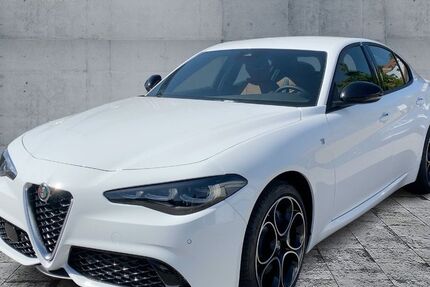 Alfa Romeo Giulia 11.500 km 43.990 &euro; Köngen 73257