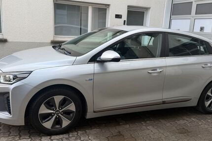 Hyundai IONIQ 95.000 km 11.900 &euro; Magstadt 71106