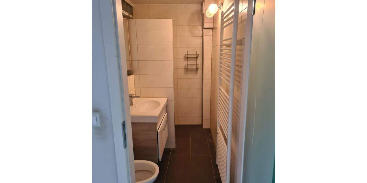 Reihenmittelhaus Pfullingen - 4 Zimmer, 90 m&sup2;, 385.000&euro; | Angebot:25718851