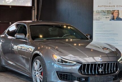 Maserati Ghibli 79.700 km 33.999 &euro; Gäufelden 71126