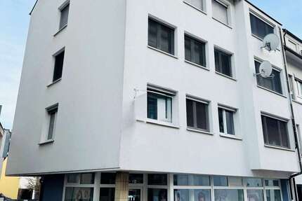 Haus Stuttgart Zuffenhausen - 14 Zimmer, 370 m&sup2;, 1.190.000&euro; | Angebot:25894403