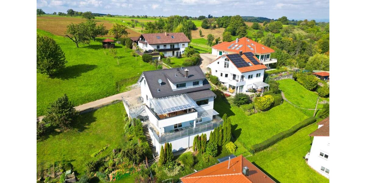 Mehrfamilienhaus, Wohnhaus Neuffen - 8.5 Zimmer, 263 m&sup2;, 1.250.000&euro; | Angebot:23424654