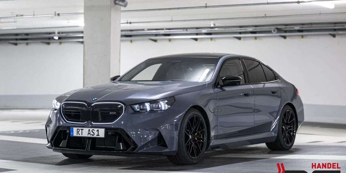BMW M5 6.001 km 144.890 &euro; Reutlingen 72766