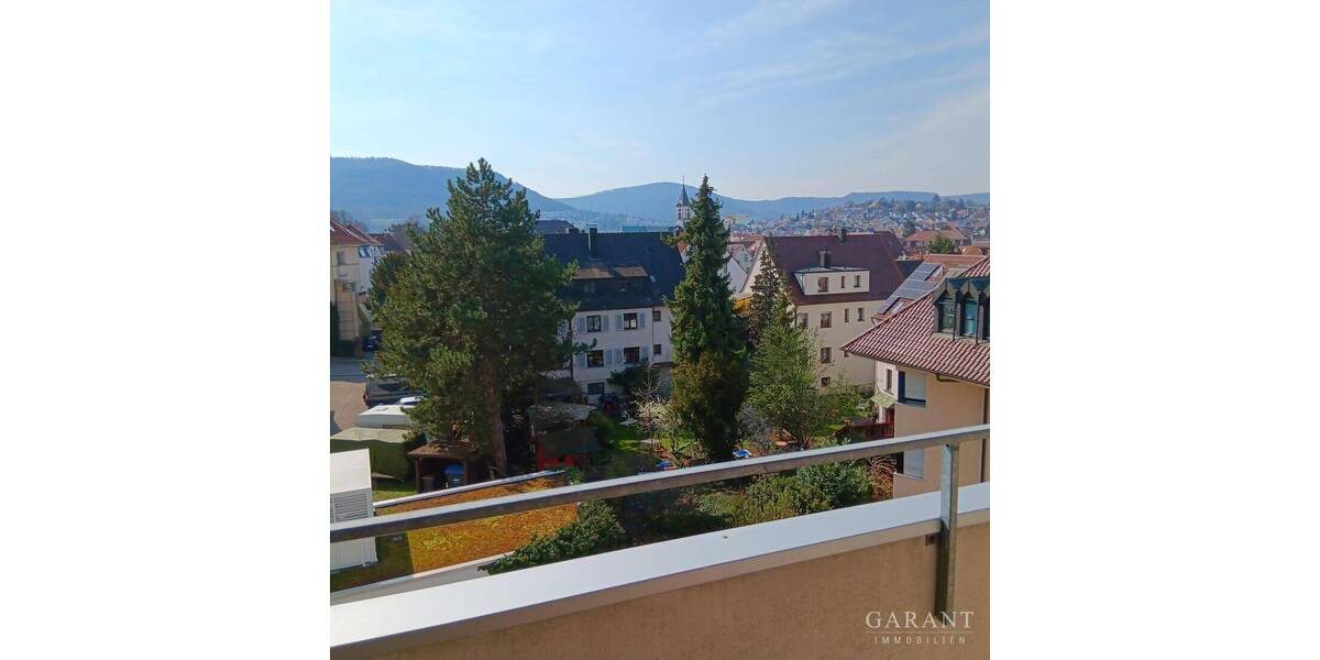 Etagenwohnung Pfullingen - 2 Zimmer, 65 m&sup2;, 620&euro; | Angebot:25929569