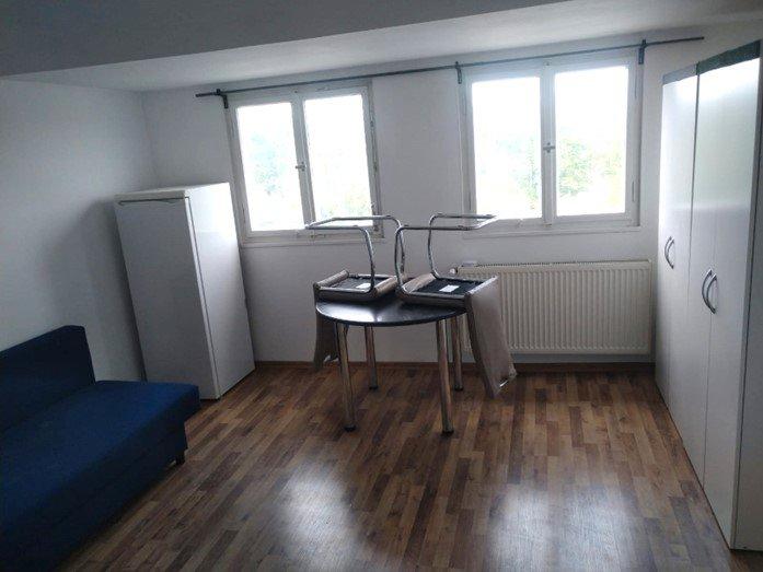 Etagenwohnung Eutingen im Gäu - 4 Zimmer, 125 m&sup2;, 900&euro; | Angebot:25973913
