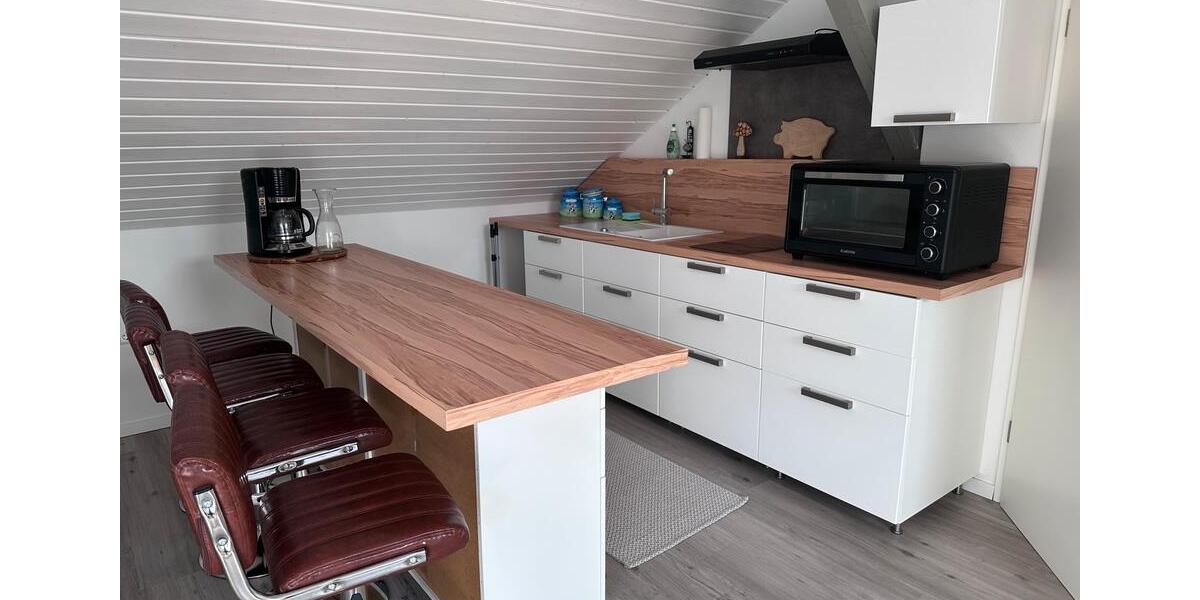 Dachgeschoßwohnung Ofterdingen - 2 Zimmer, 53 m&sup2;, 60&euro; | Angebot:25841324