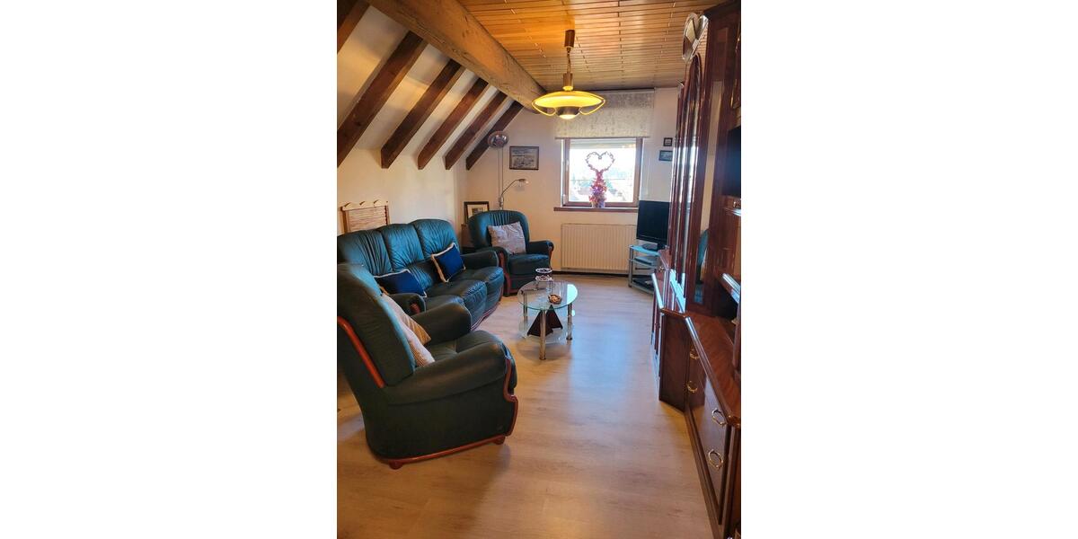 Mehrfamilienhaus, Wohnhaus Bisingen - 8 Zimmer, 202 m&sup2;, 321.000&euro; | Angebot:24801845