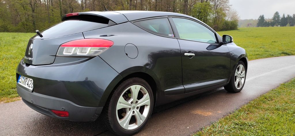 Renault Megane 156.500 km 2.700 &euro; Wolfschlugen 72649
