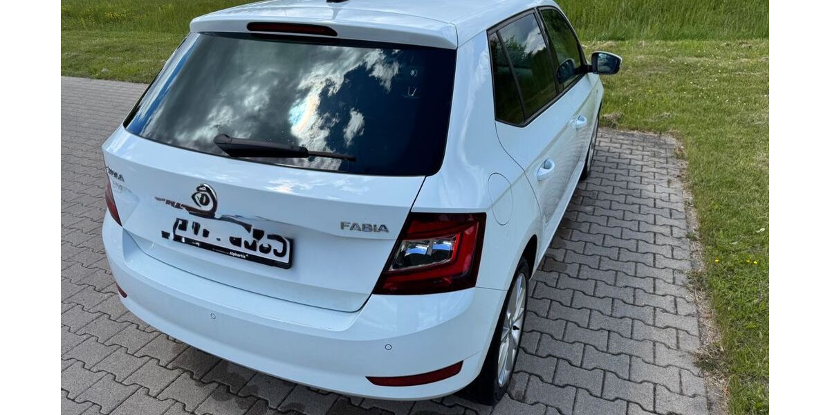 Skoda Fabia 113.000 km 8.600 &euro; Bisingen 72406
